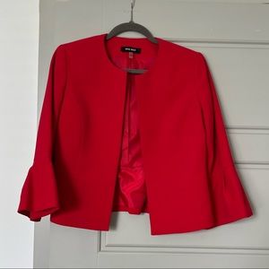 Nine West - Cropped Blazer size 4 in Red